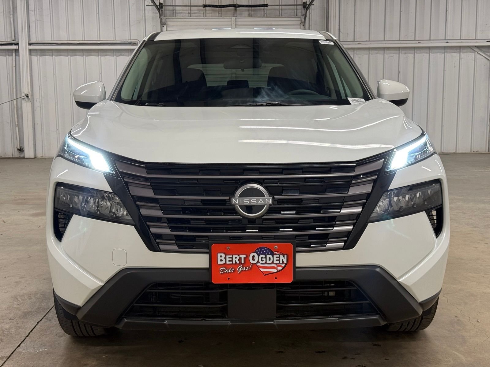 Used 2026 White Nissan SV image 2