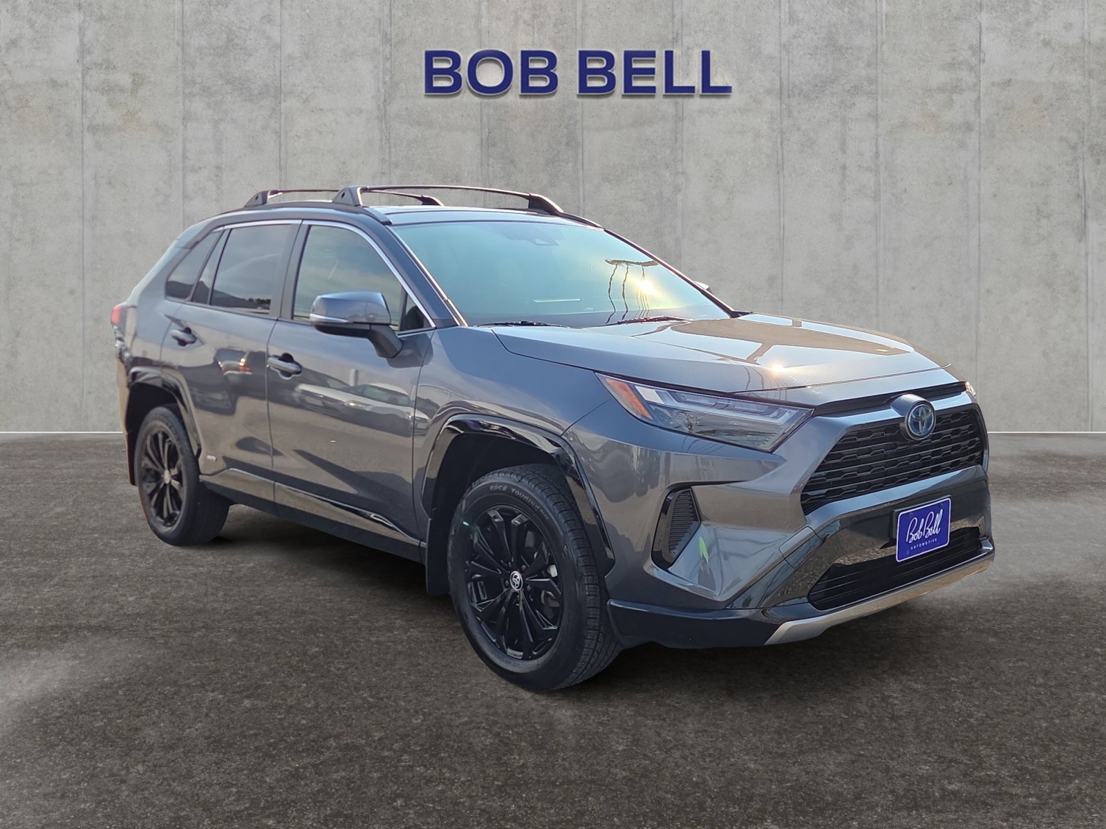 2022 Toyota RAV4 SE - Photo 7