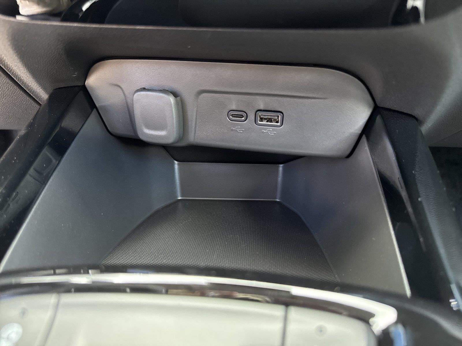 New 2026 Mosaic Black Metallic Chevrolet LT image 27