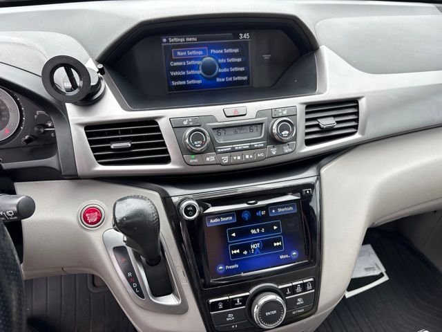 Used 2015 Gray Honda Touring image 19