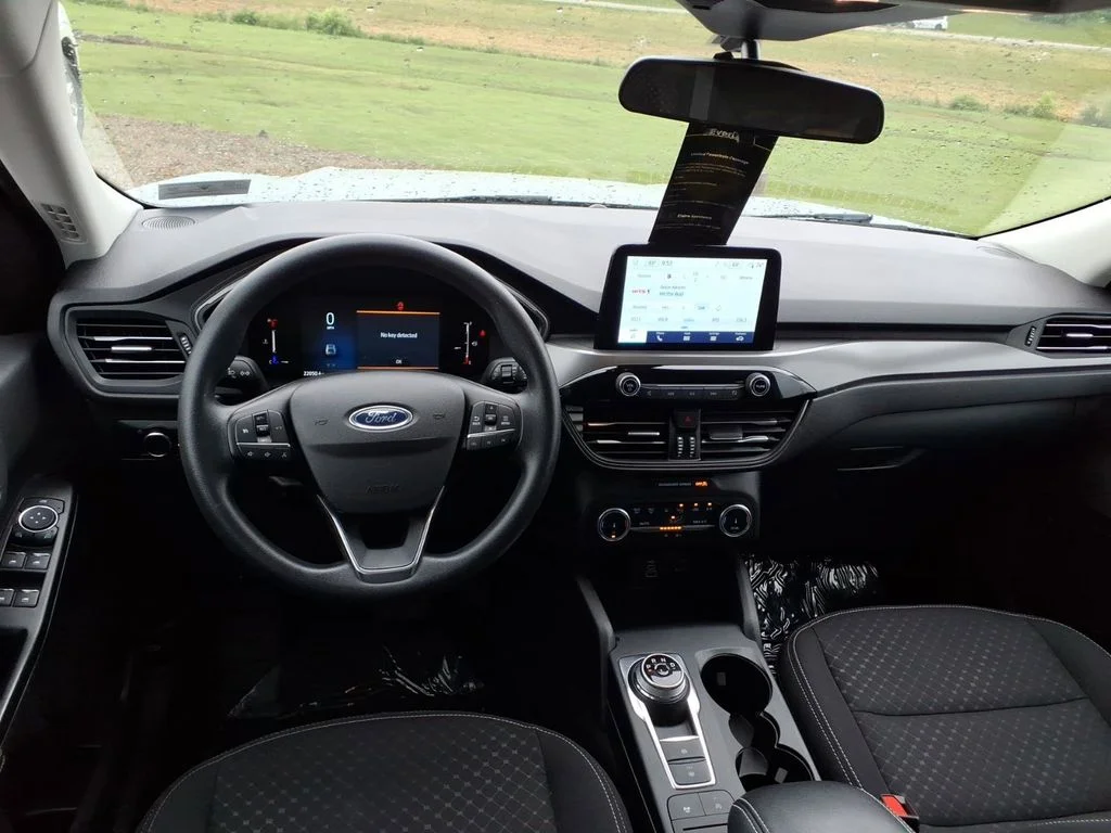Used 2025 Silver Ford Active image 14
