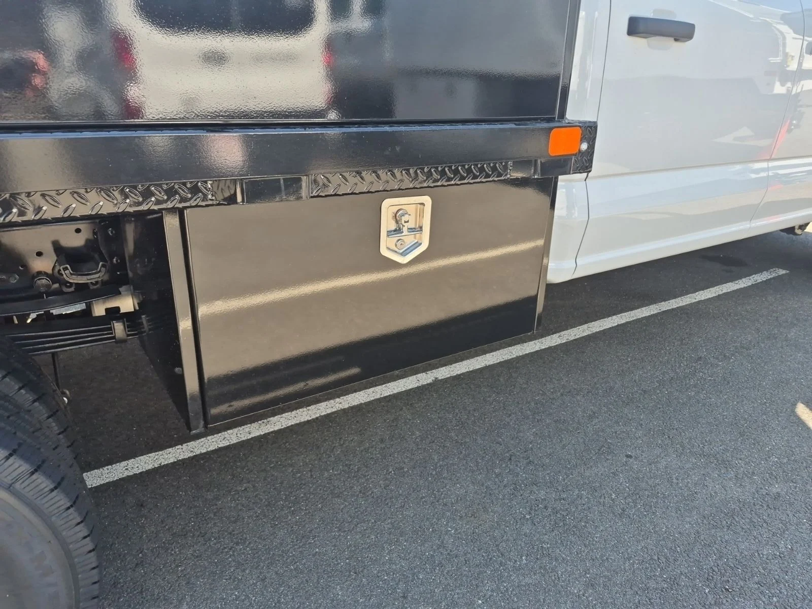 New 2026 Oxford White Ford XL CONCRETE image 3