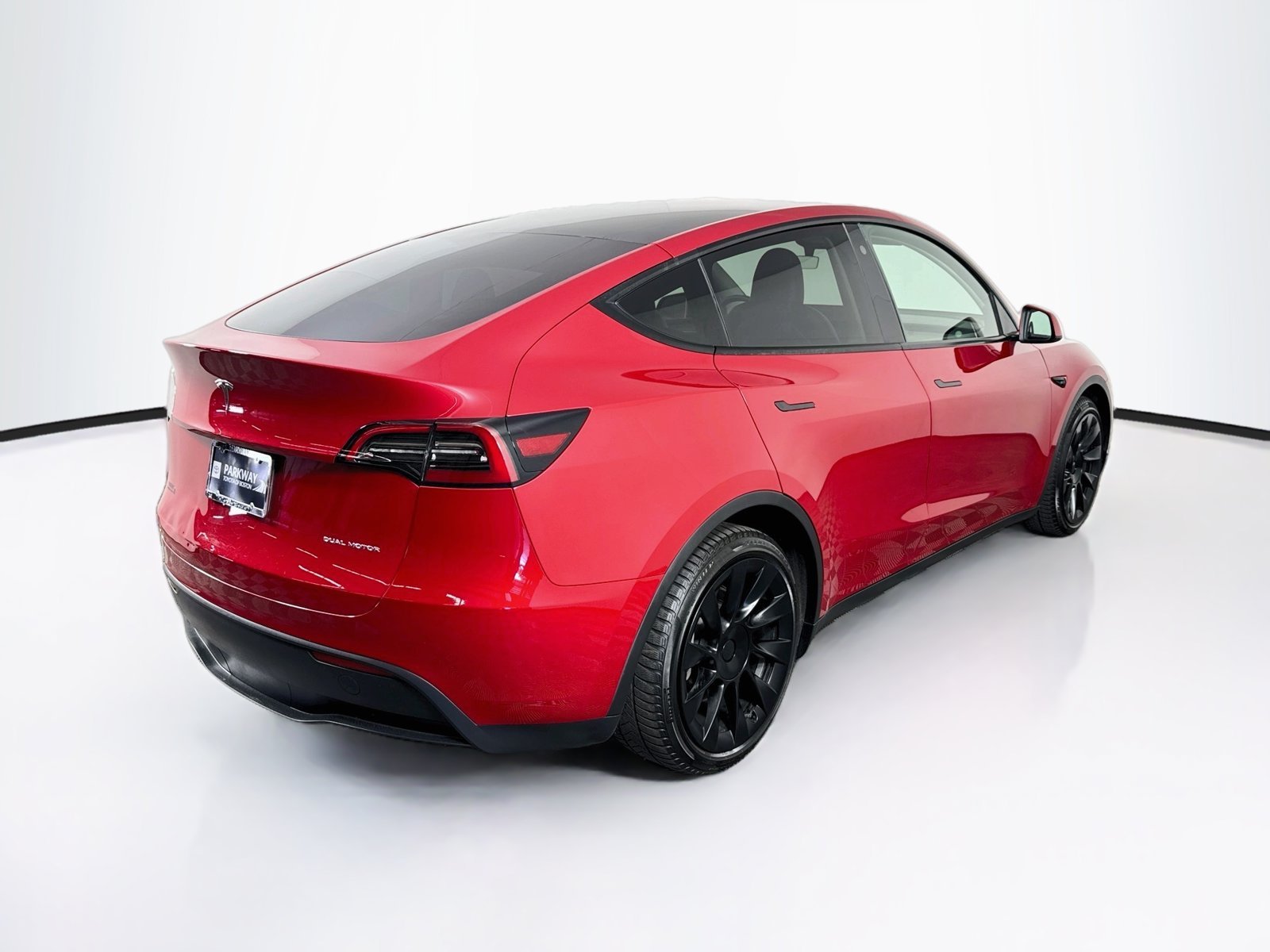 Used 2023 Red Tesla Long Range image 5