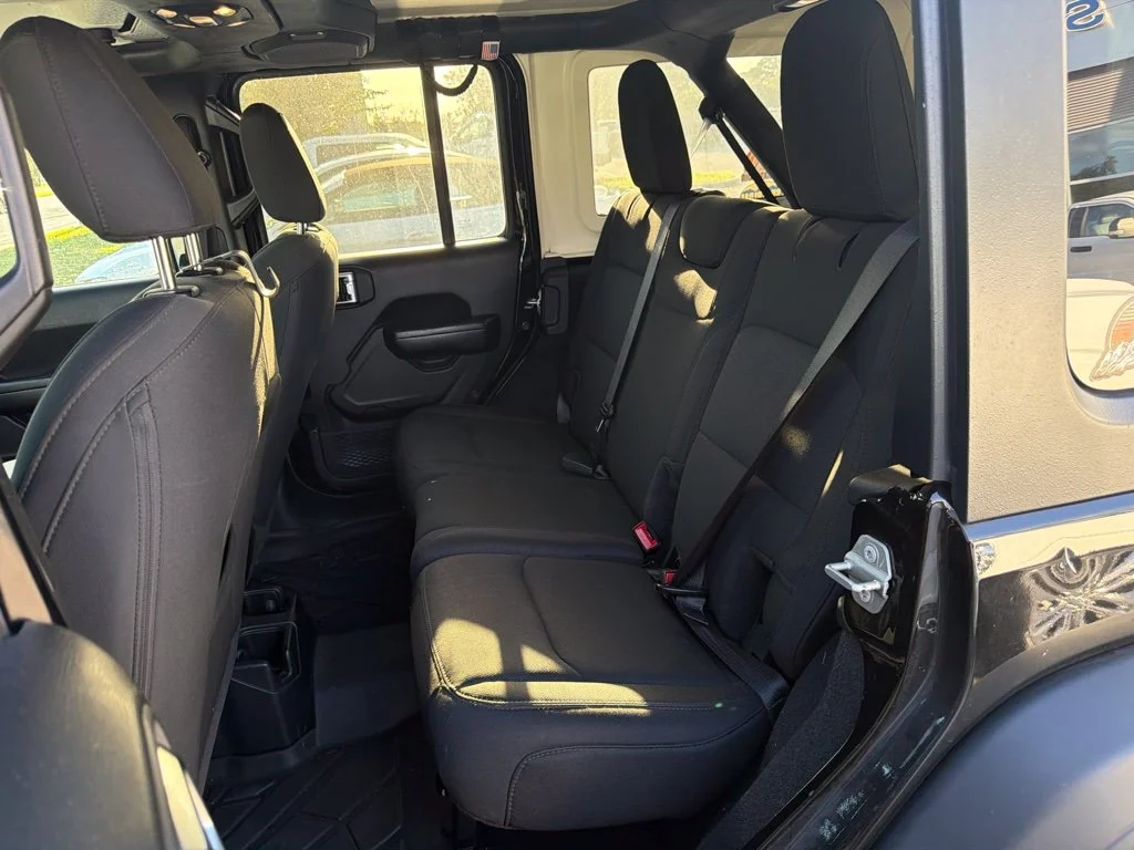 Used 2020 Black Jeep Unlimited Sport S image 15