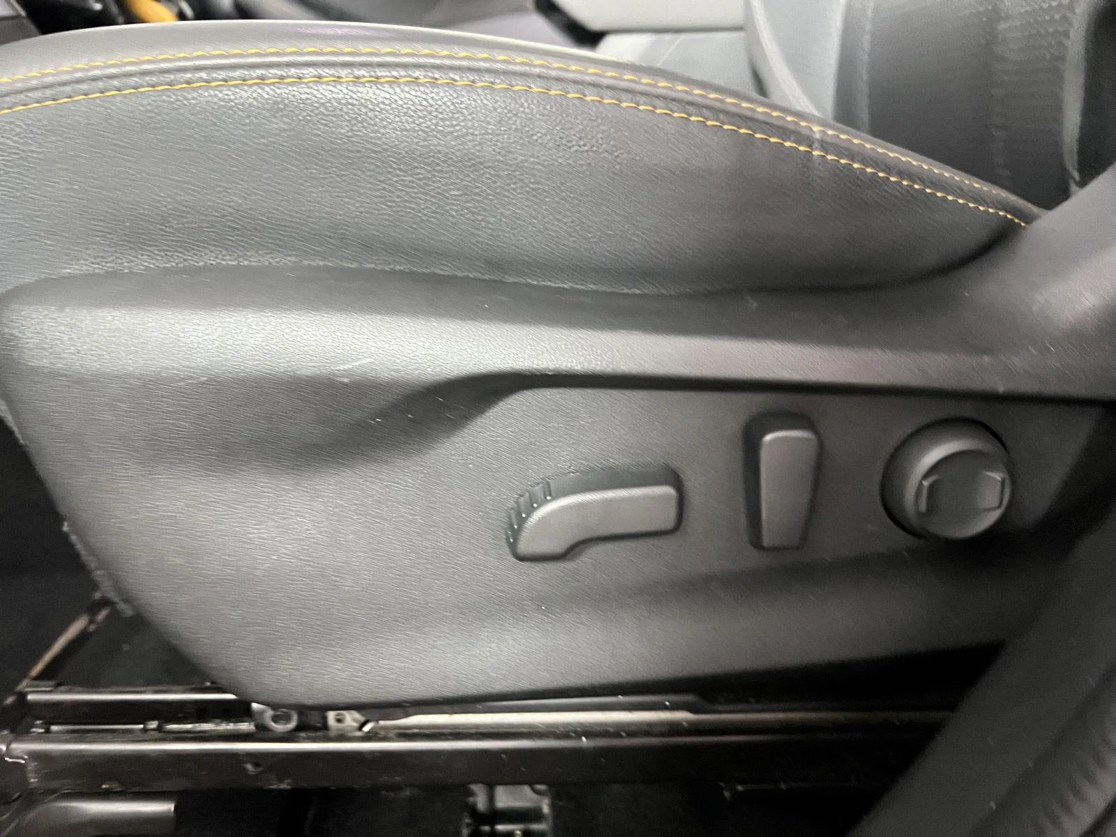 Used 2022  Subaru Wilderness image 15