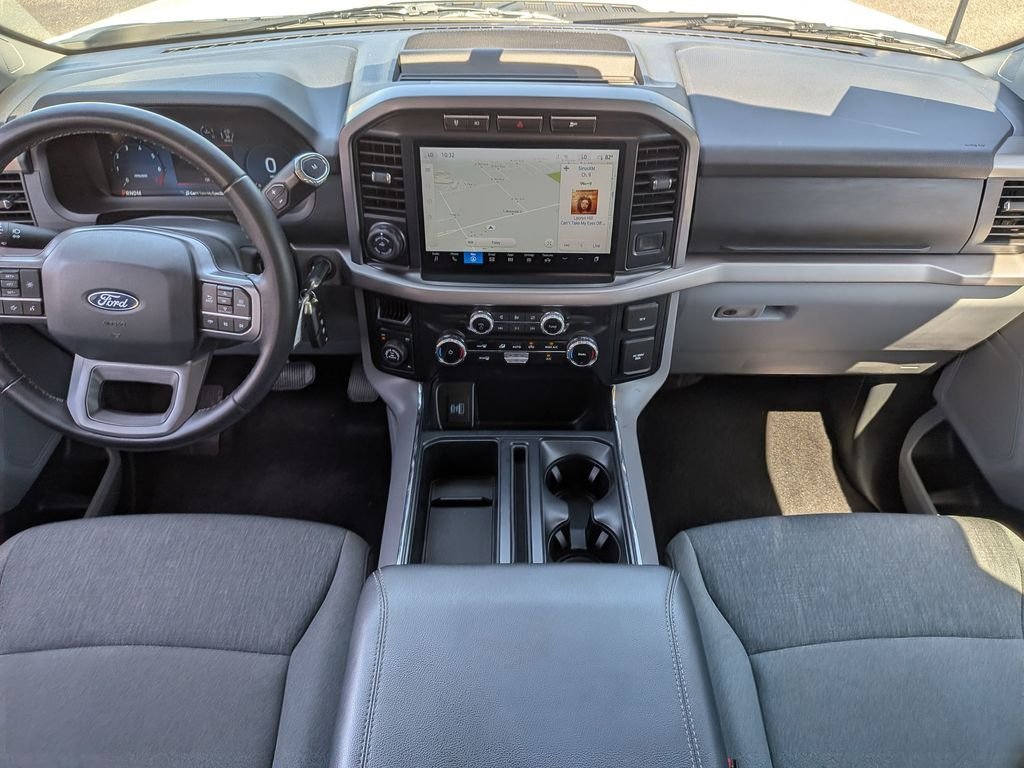 Used 2024 White Ford XLT image 27