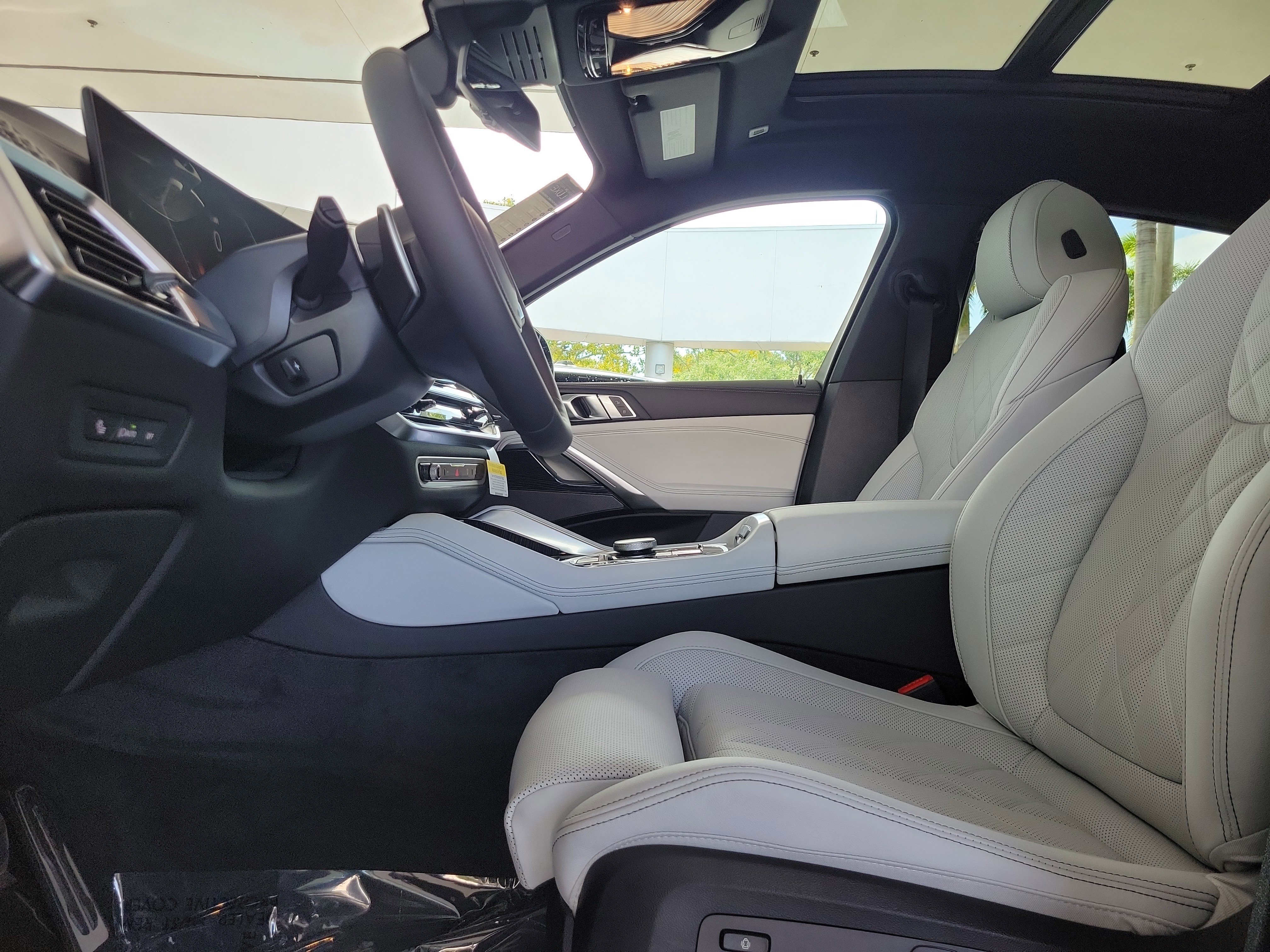 New 2027 Tanzanite Blue II Metallic BMW xDrive40i image 20
