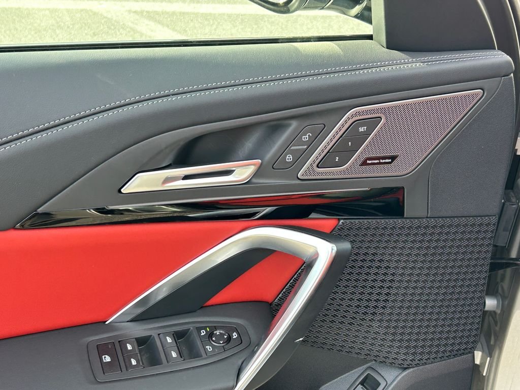 New 2026 Space Silver Metallic BMW M35i image 12