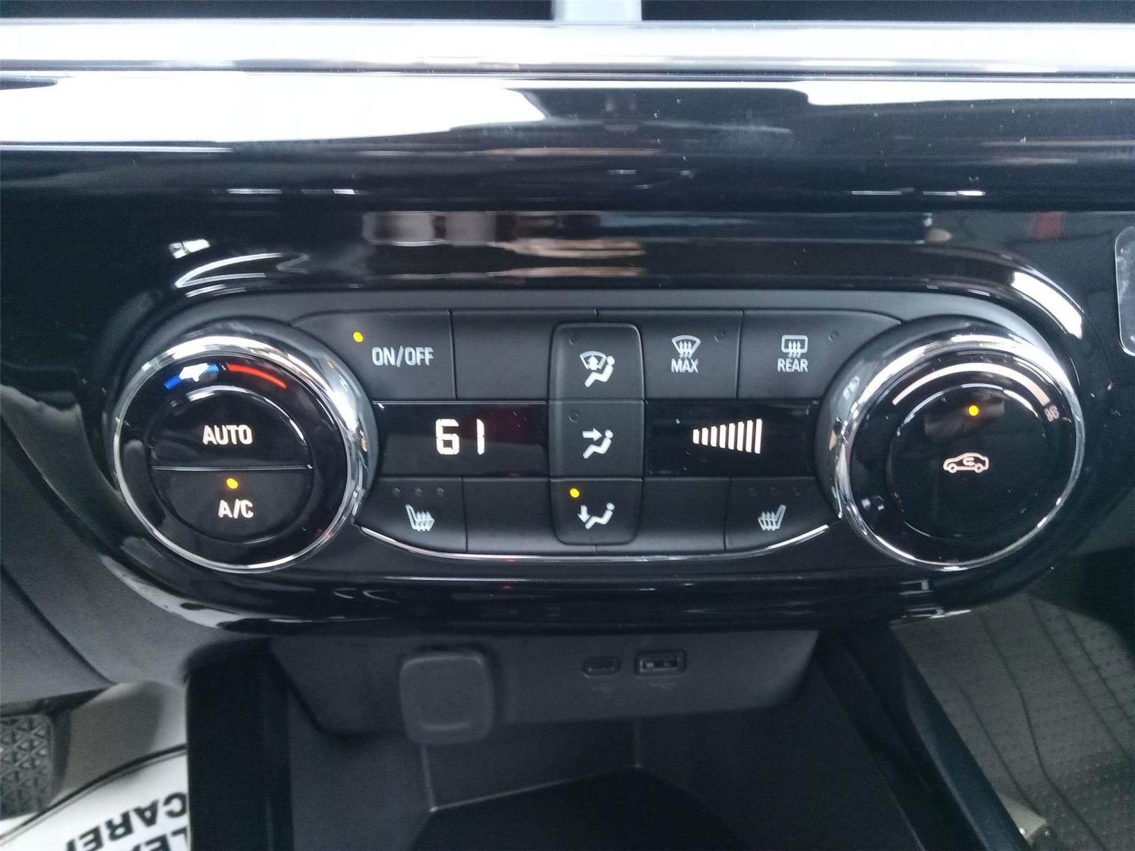2026 Chevrolet Trax RS - Photo 20