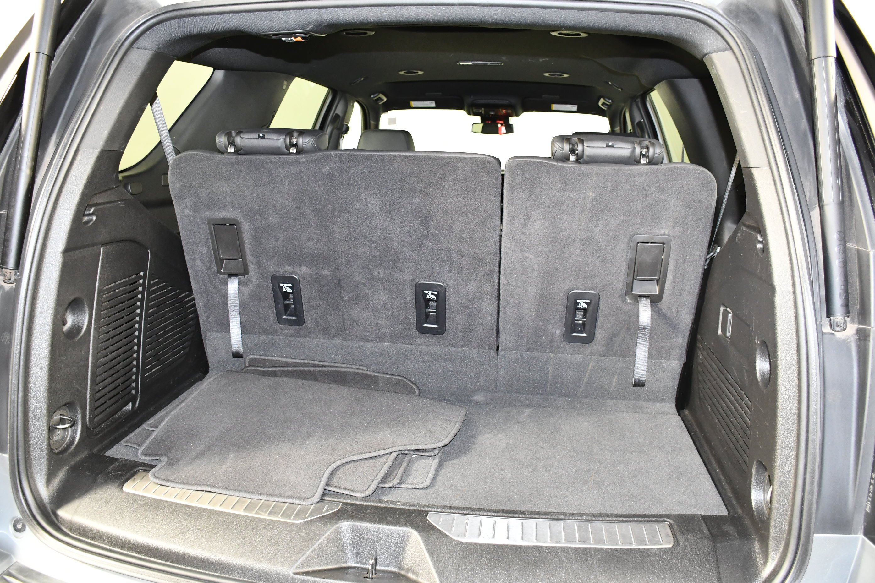 Used 2025 Sterling Gray Metallic Chevrolet Z71 image 53