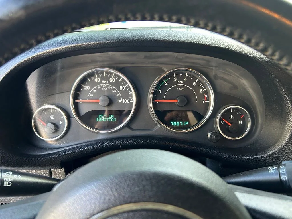 Used 2017 White Jeep Sport image 17