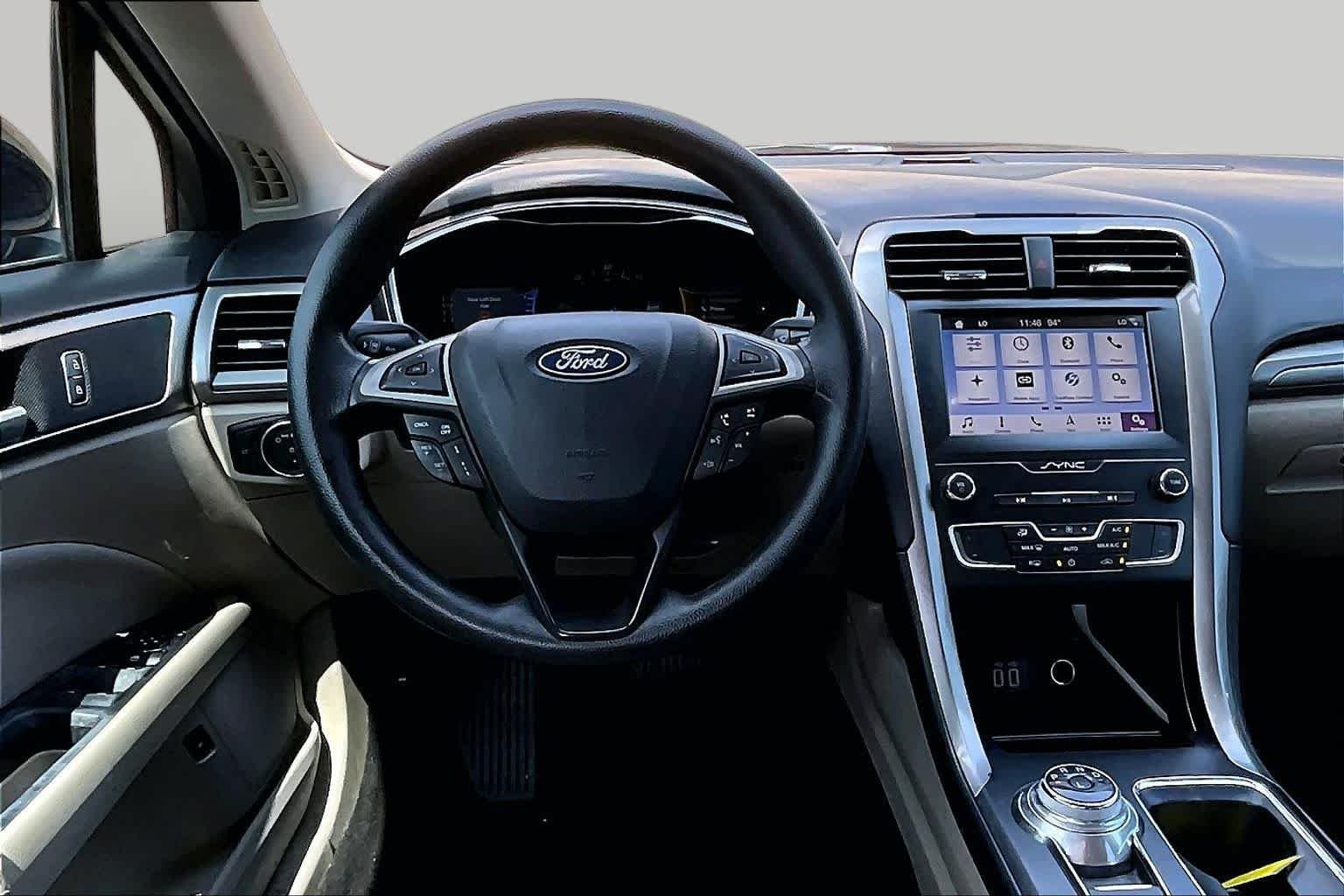 Pre-Owned 2019 Ford Fusion Hybrid SE