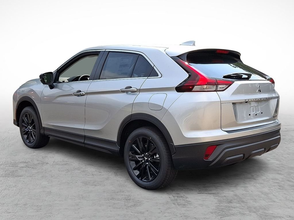 New 2026 Silver Mitsubishi LE 1.5T S-AWC image 3