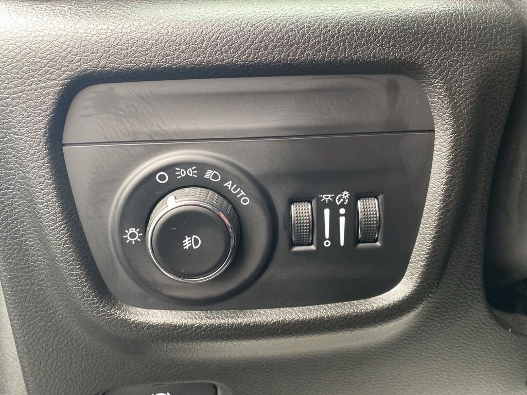 Used 2024 Gray Jeep Limited image 16