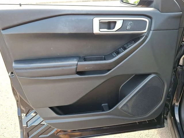2020 Ford Explorer Base - Photo 20