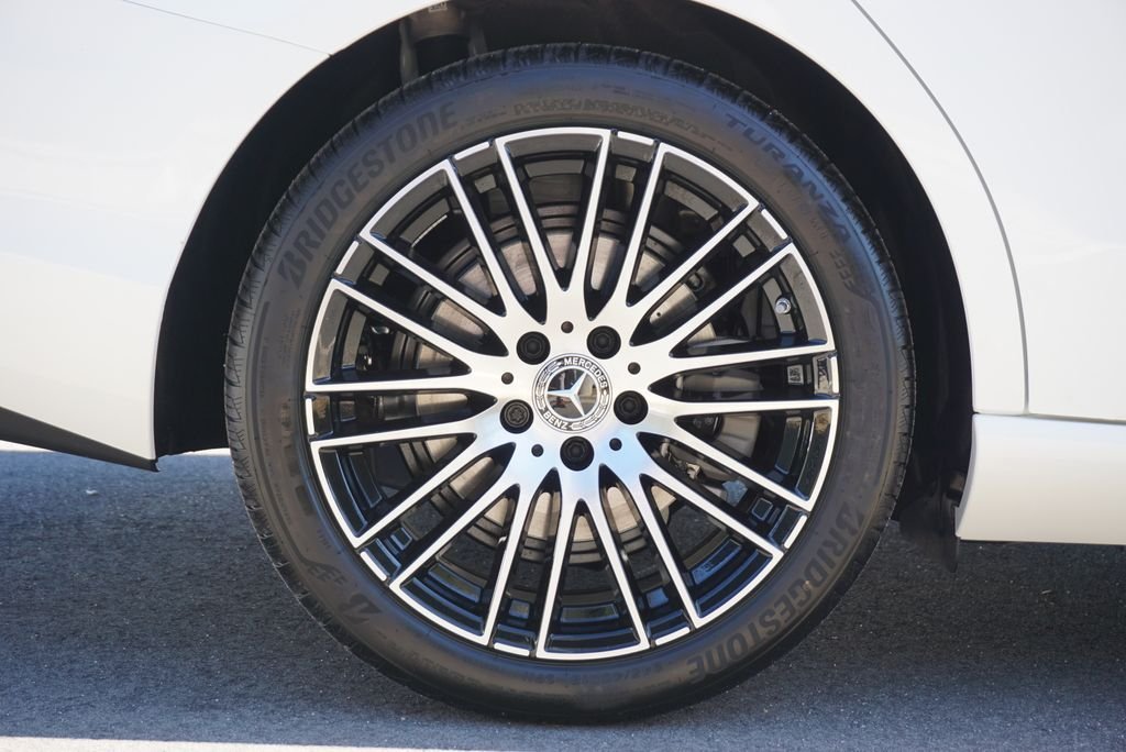 Certified Used 2026 Polar White Mercedes-Benz C 300 image 17