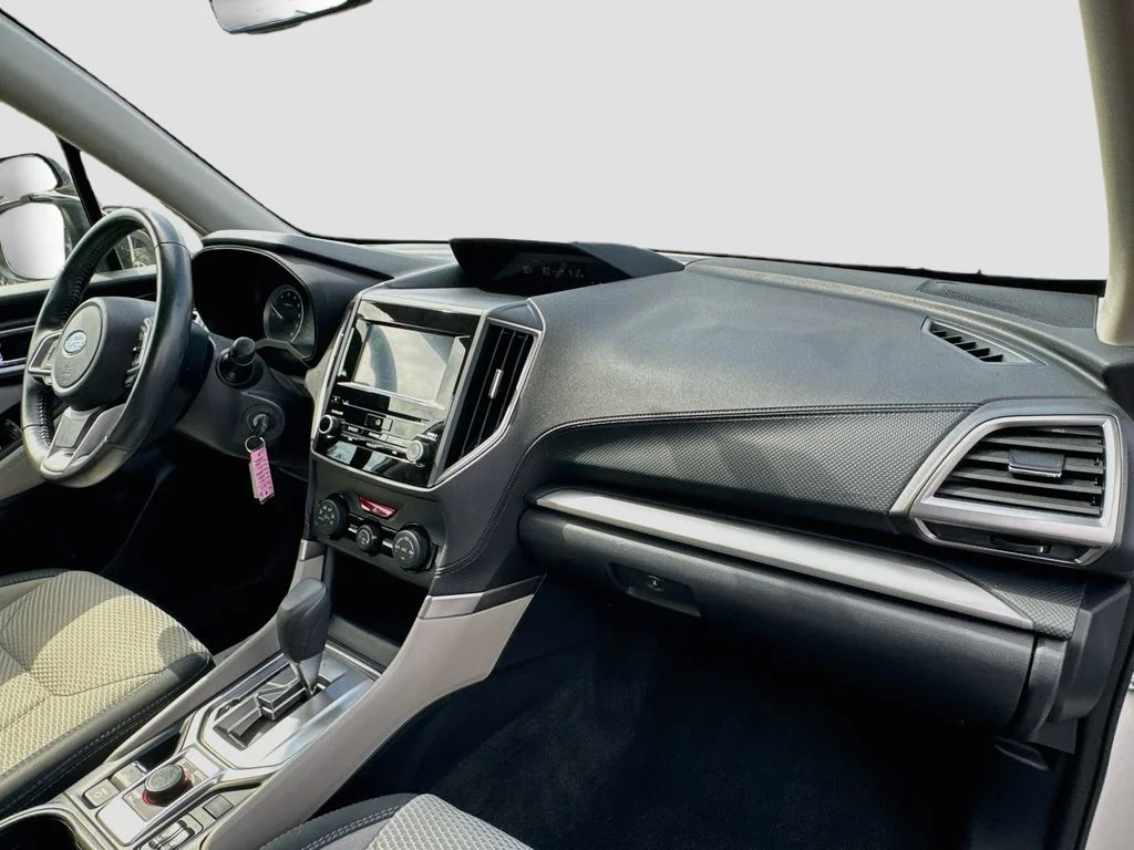 Used 2019 White Subaru Premium image 35