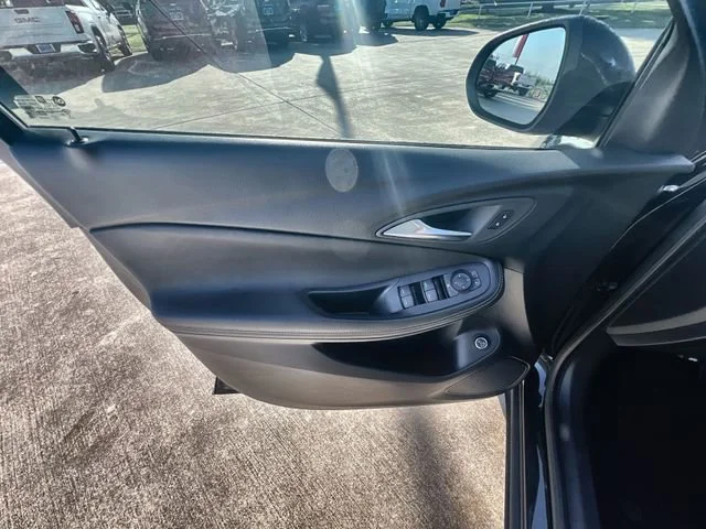 Used 2025 Ebony Twilight Metallic Buick Preferred image 21
