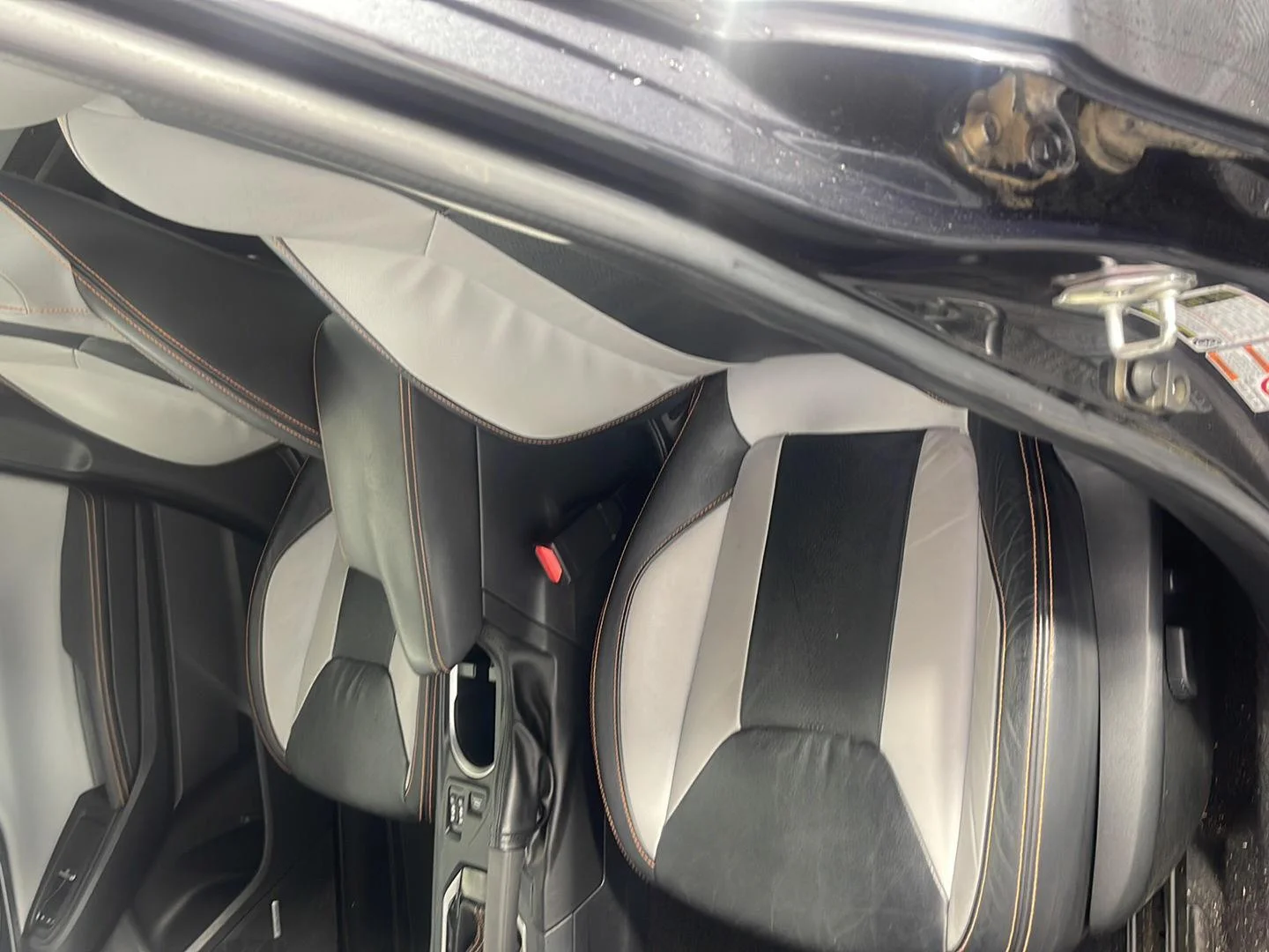 Used 2019 Dark Gray Metallic Subaru Limited image 12