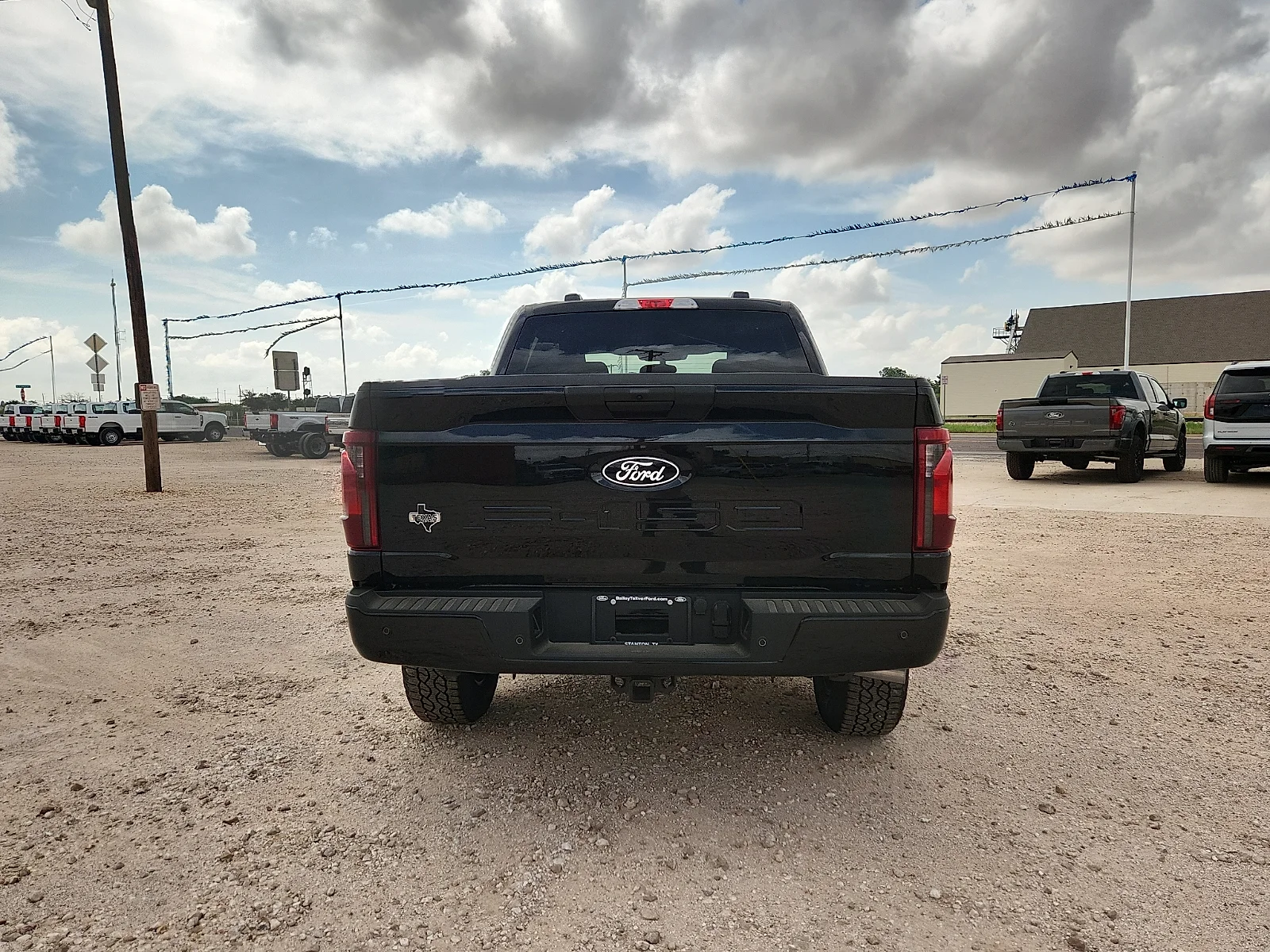 New 2026 Agate Black Metallic Ford XLT image 6