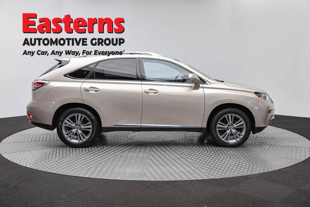 Used 2015 Beige Lexus 350 image 4