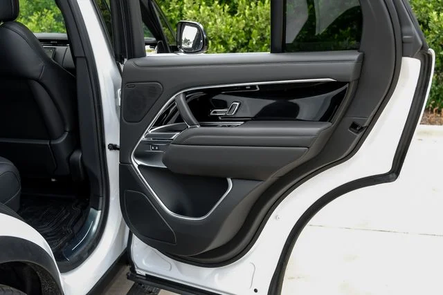 2026 Land Rover Range Rover SE - Photo 61