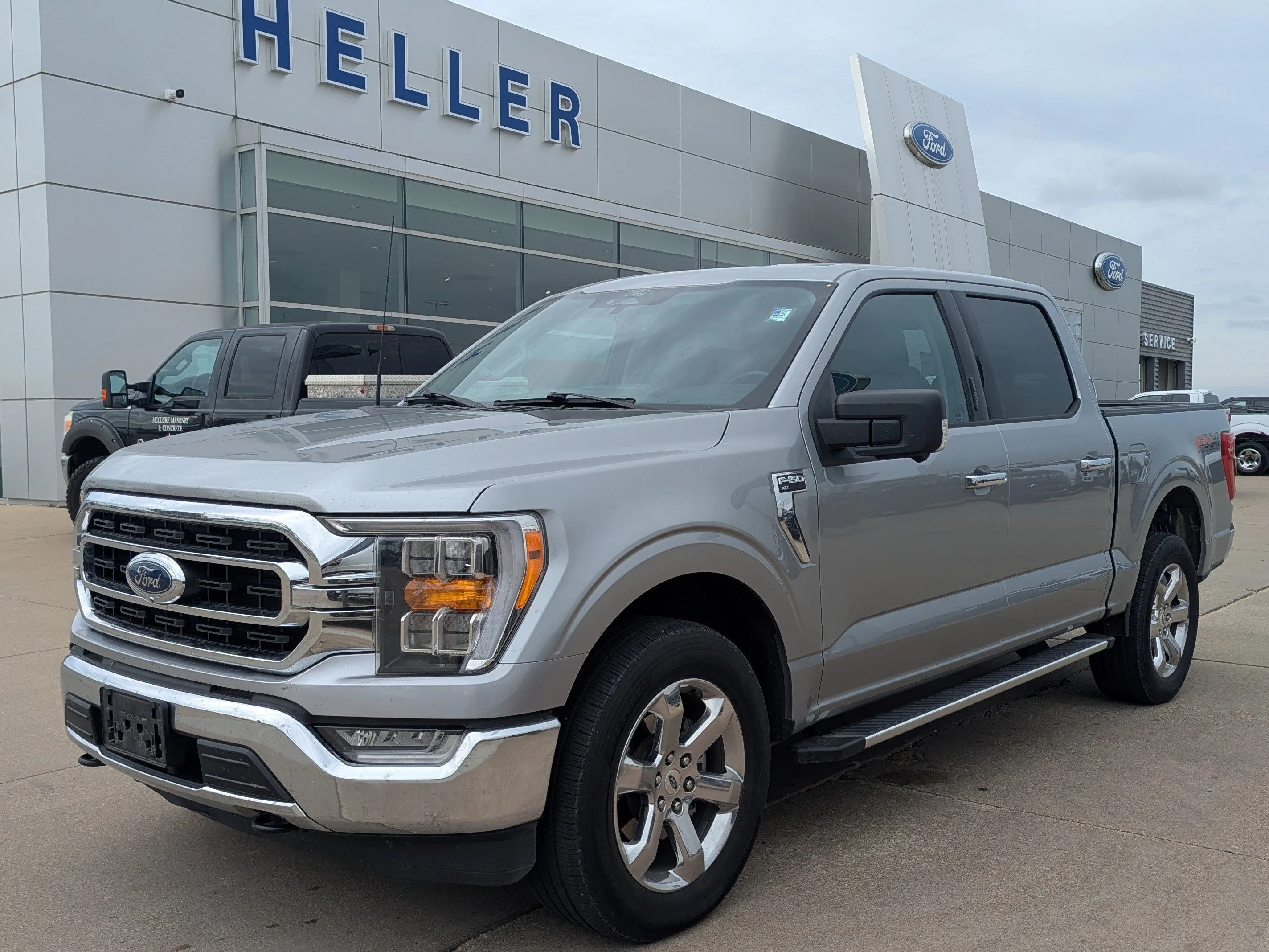 Used 2022 Silver Metallic Ford XLT image 3
