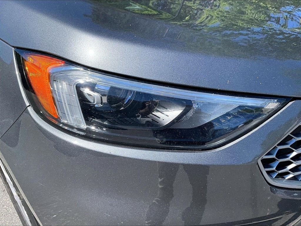 Used 2023 Gray Ford SEL image 32