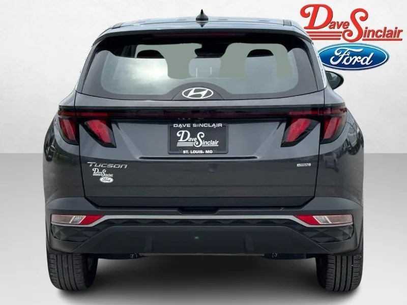 Used 2024 Gray Hyundai SE image 8