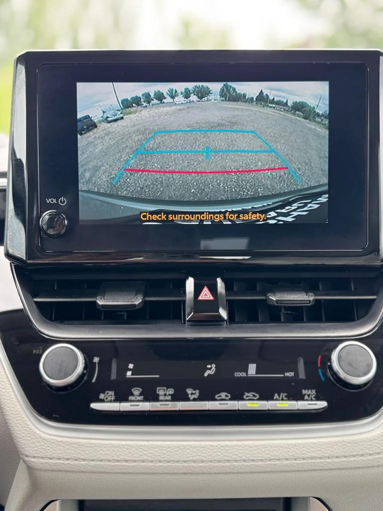 Used 2025 Silver Toyota L image 19