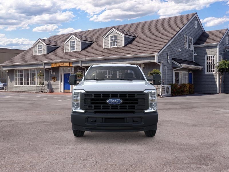 New 2026 Oxford White Ford XL image 6