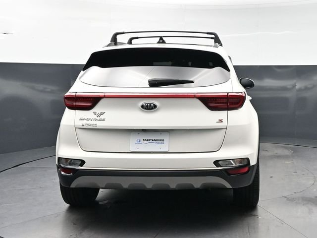 Used 2020 White Kia S image 6