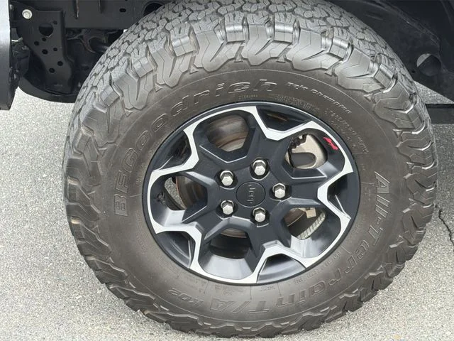 Used 2023 Black Jeep Rubicon image 16