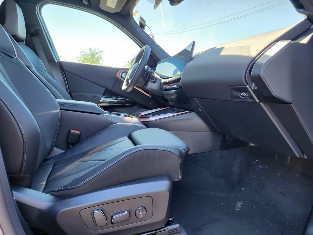 New 2026 Gray BMW 30 xDrive image 11