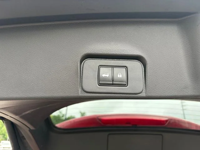 2023 Nissan Rogue SL - Photo 24