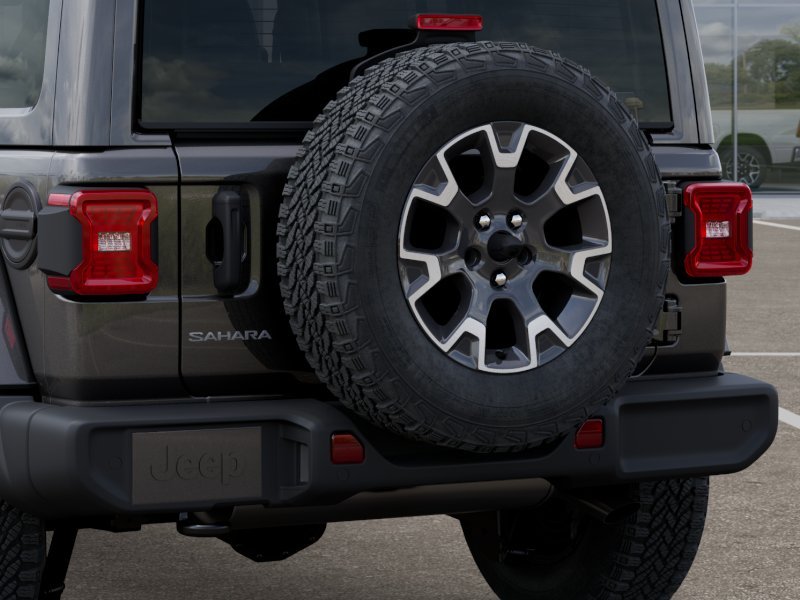 2025 Jeep Wrangler 4-Door Sahara - Photo 13
