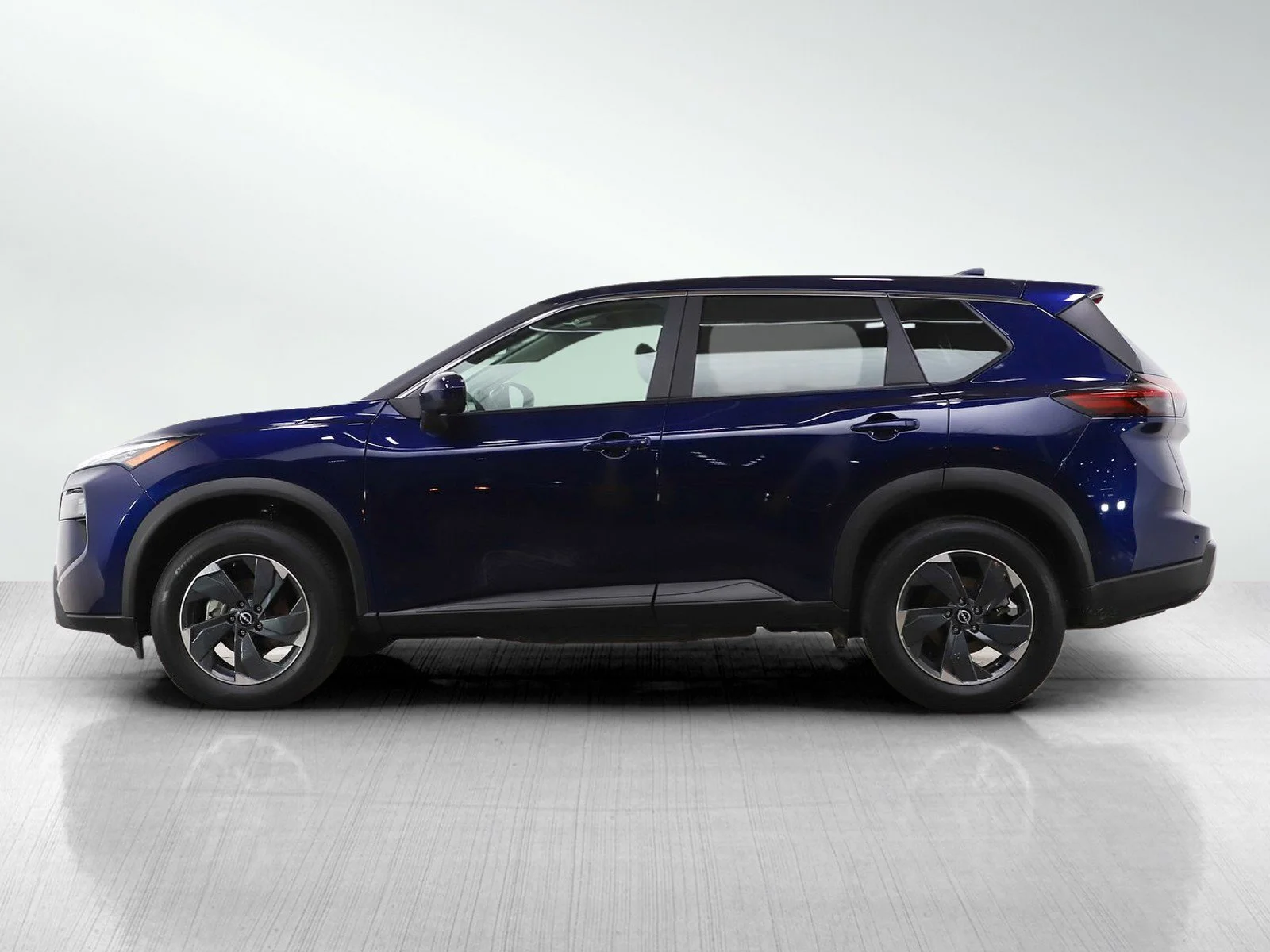 Used 2025 Nissan Rogue SV with VIN 5N1BT3BB1SC826952 for sale in Wayzata, Minnesota