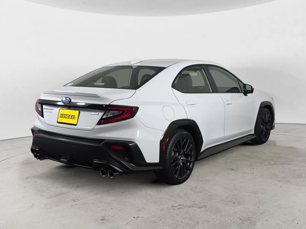Used 2024 Ceramic White Subaru Premium image 5