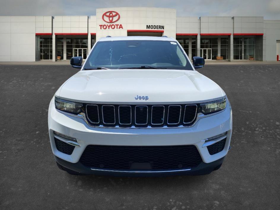 Used 2023 Bright White Clearcoat Jeep Limited image 2