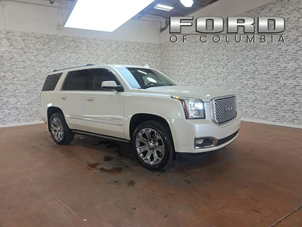 Used 2015 White GMC Denali image 1