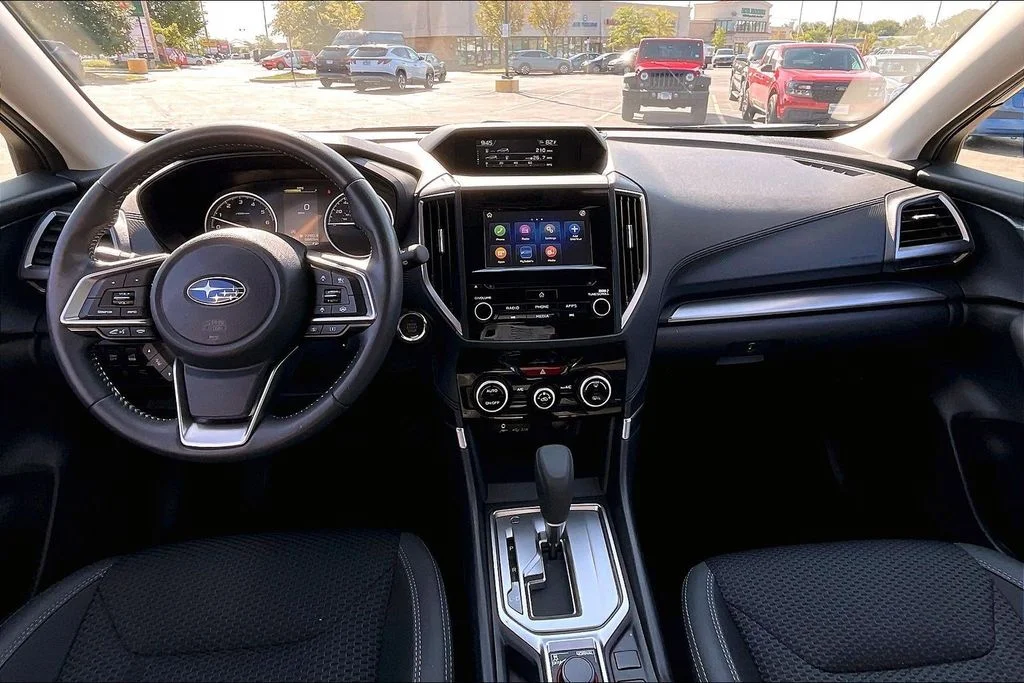 Used 2023 Brown Subaru Premium image 18
