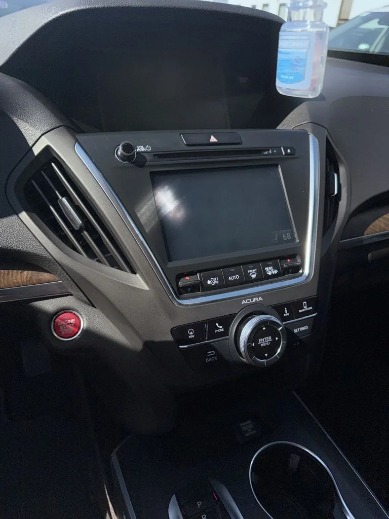 Used 2019 Gray Acura 3.5L Technology Package image 4