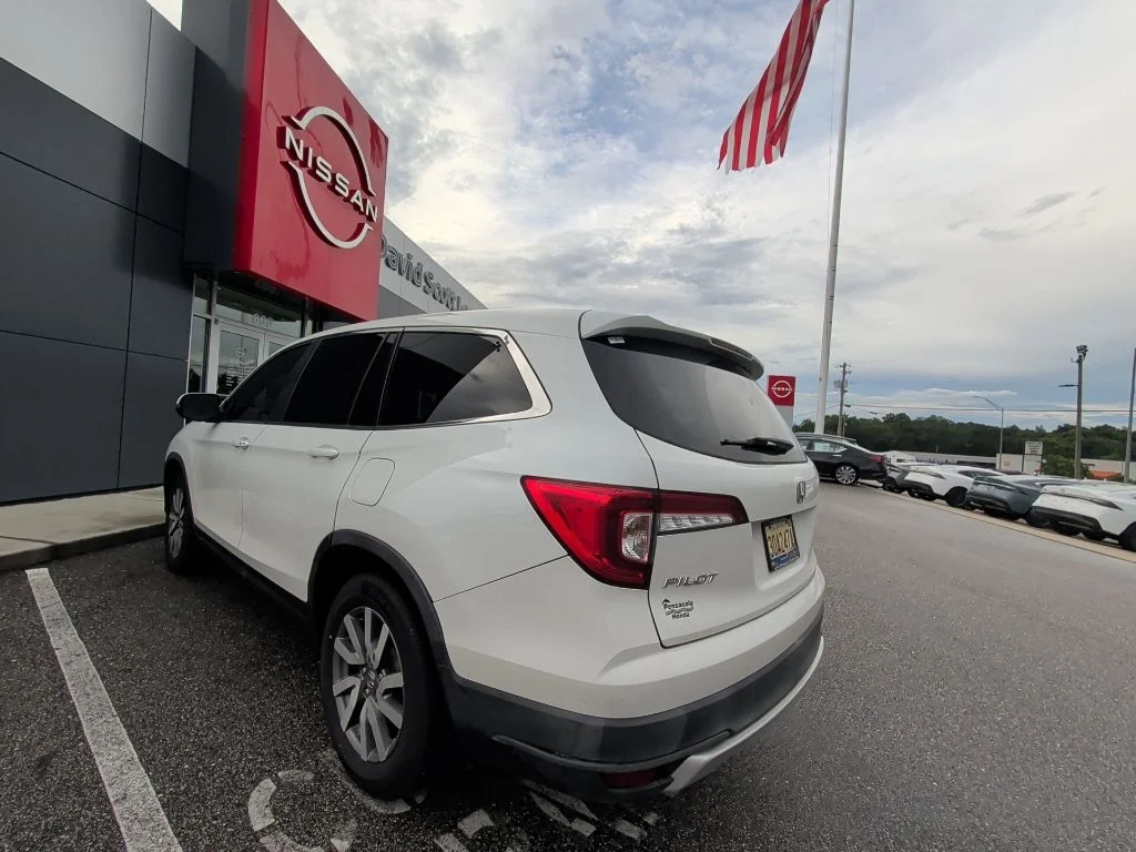 Used 2021 White Honda EX-L image 16