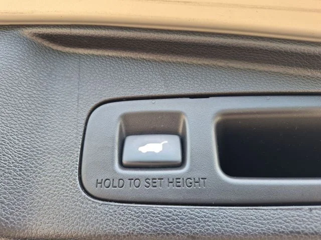 Used 2018  Honda EX-L image 25