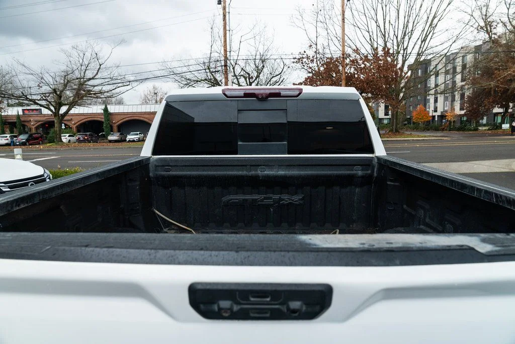 Used 2022 White GMC AT4X image 7