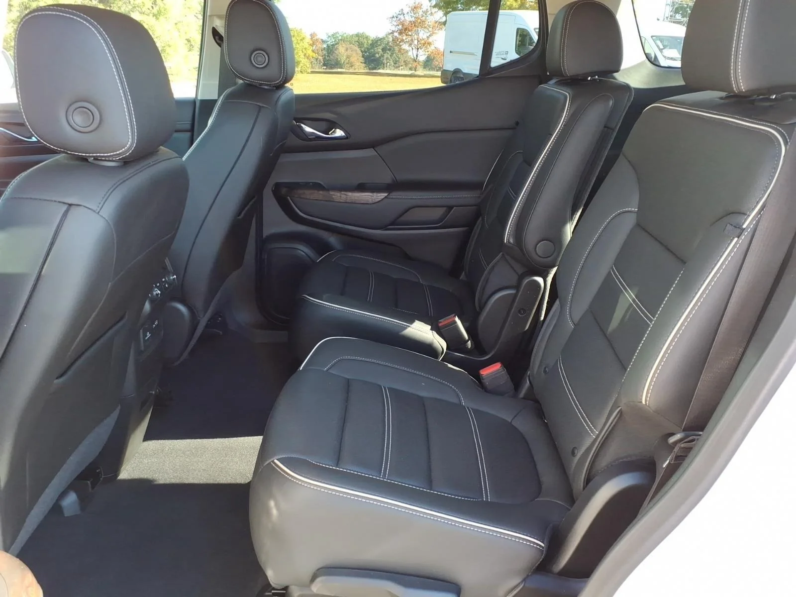 Used 2023 Summit White GMC Denali image 23
