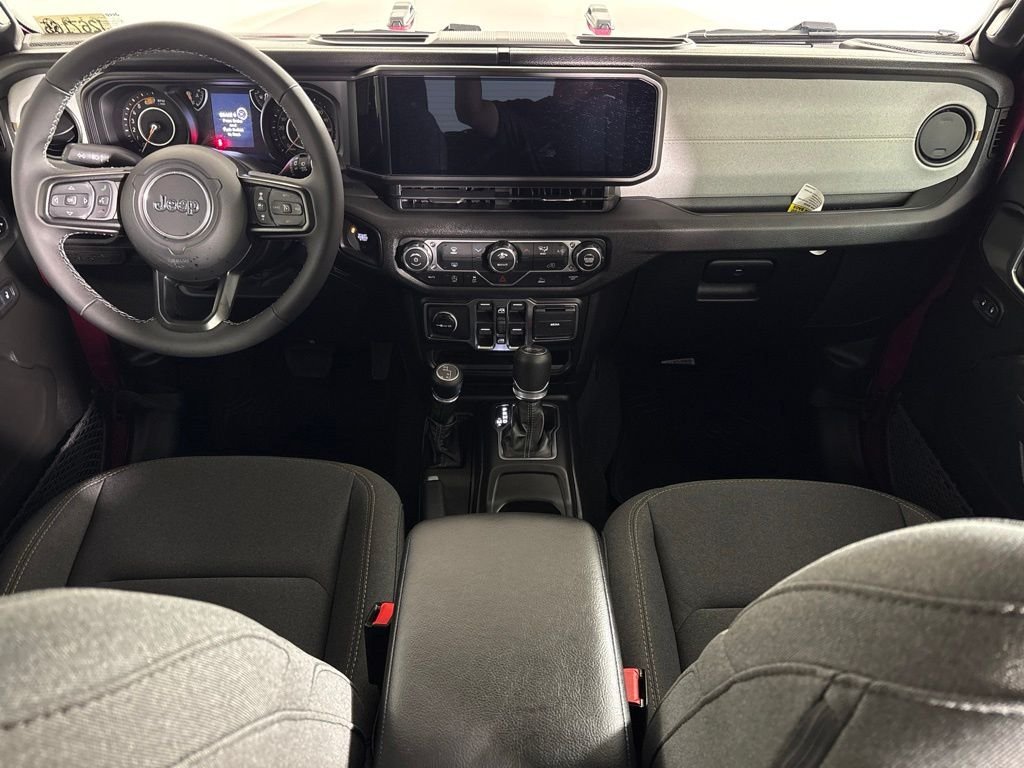 New 2026 Tuscadero Pearlcoat Jeep Sport S image 12
