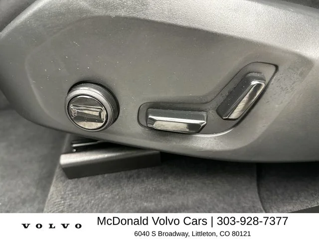 2026 Volvo XC60 Plus - Photo 12