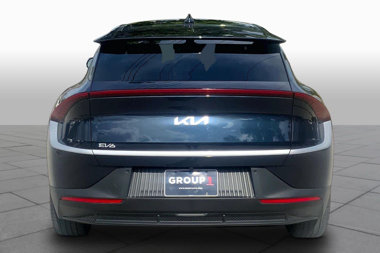 Certified Used 2024 Gravity Blue Kia Light Long Range image 4