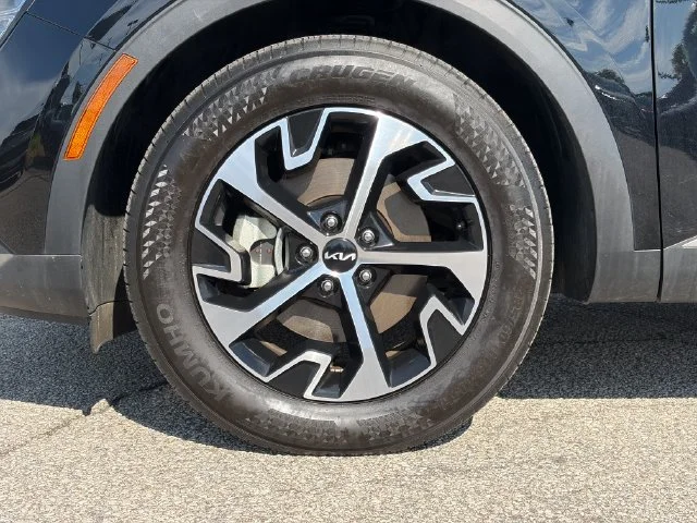Certified Used 2025 Black Kia EX image 10